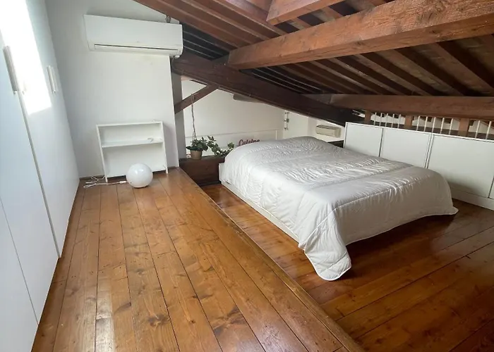 Romantic Apartment In Florence